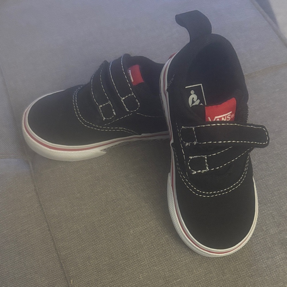 Vans Toddler Black and Red Sneakers